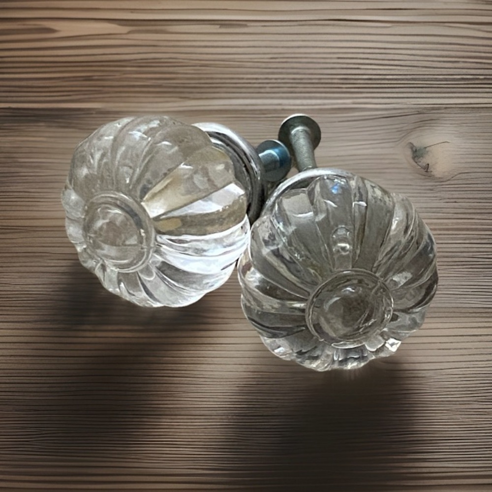 (2) Retro Knobs Clear Fluted Melon Drawer Cabinet Pulls Kitchen Bathroom 1.25”